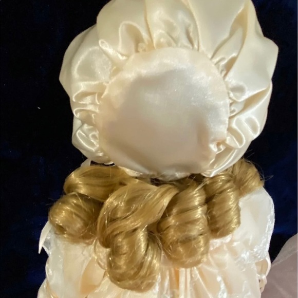 Vintage 1980’s Bradley’s Doll Ginger - Picture 4 of 9